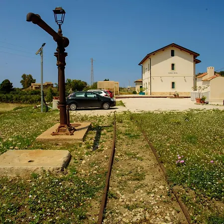 Fermata 106 Da Carolina Bed & Breakfast 4*