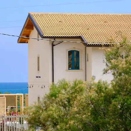 Fermata 106 Da Carolina Bed & Breakfast