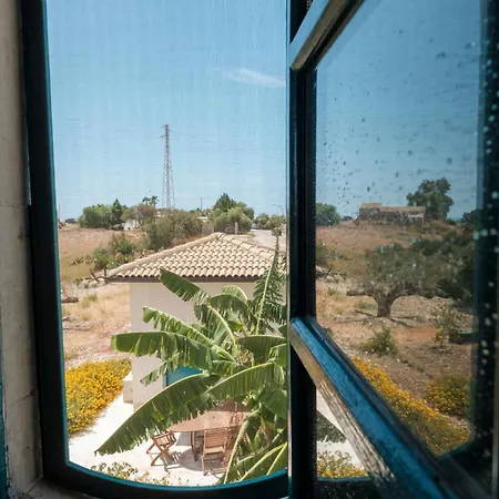 Bed & Breakfast Fermata 106 Da Carolina Siculiana Marina